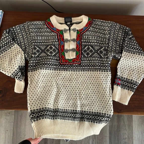 Norwegian wool sweater from Norway size small - Picture 1 of 9